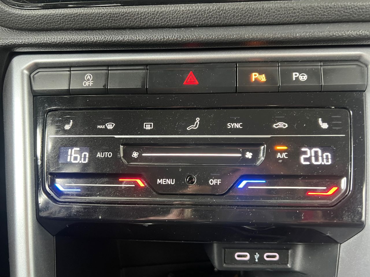 Volkswagen T-Roc Life - foto 18