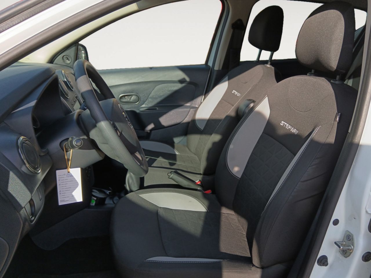 Dacia Sandero Stepway - foto 9