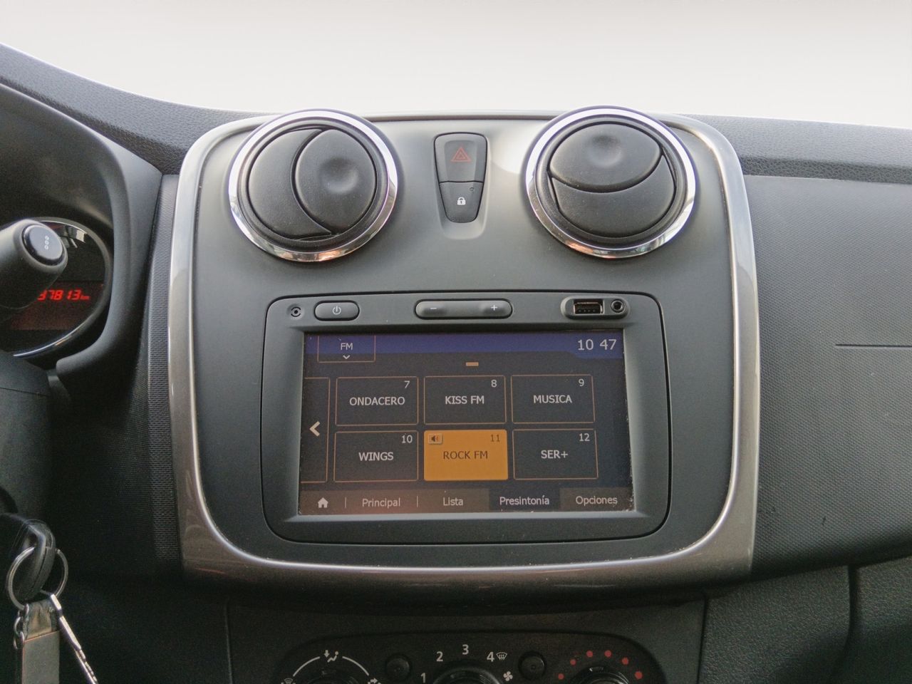 Dacia Sandero Stepway - foto 16