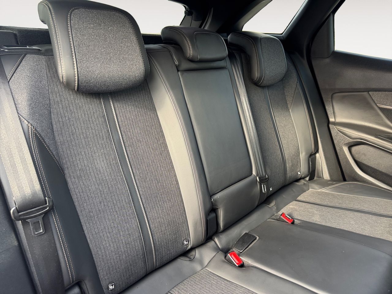 Peugeot 3008 GT Line - foto 9