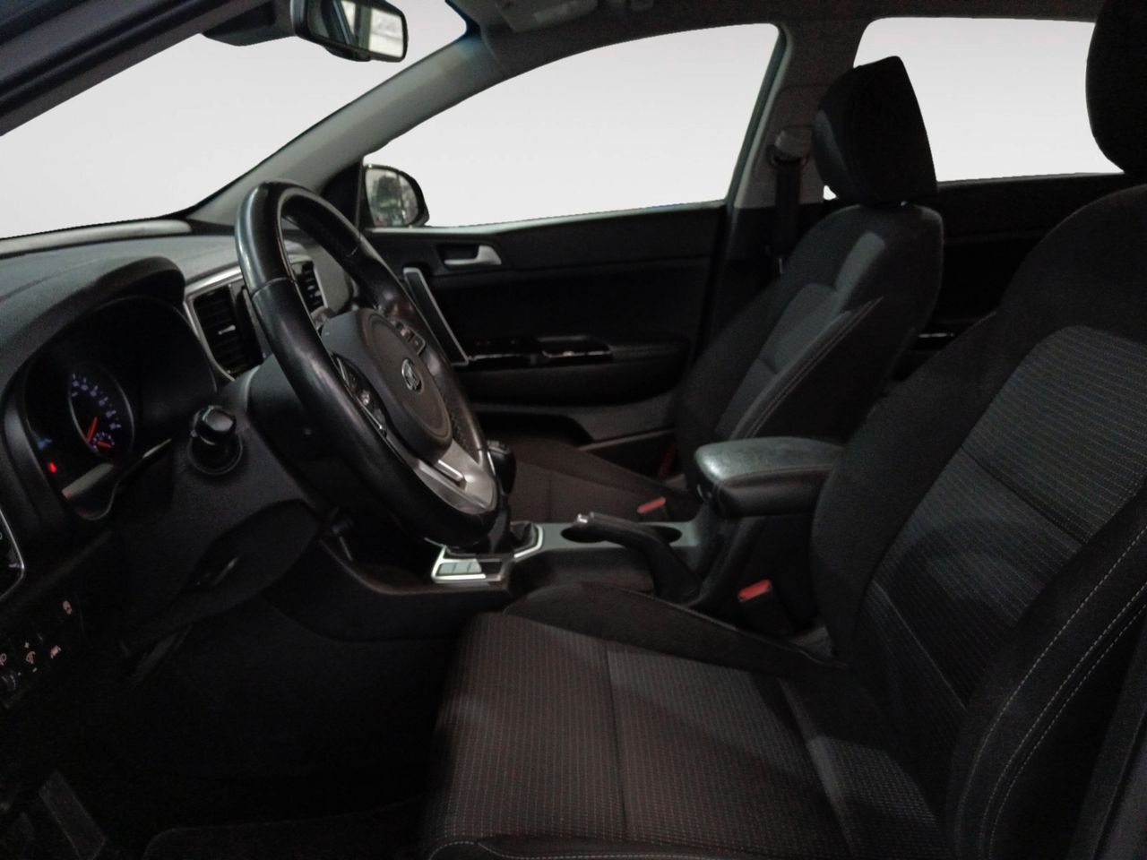 Kia Sportage Drive 2WD - foto 8