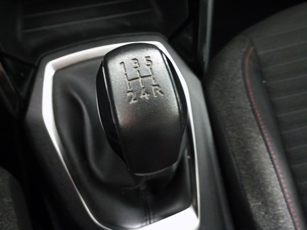 Peugeot 208 Active Pack - foto 12