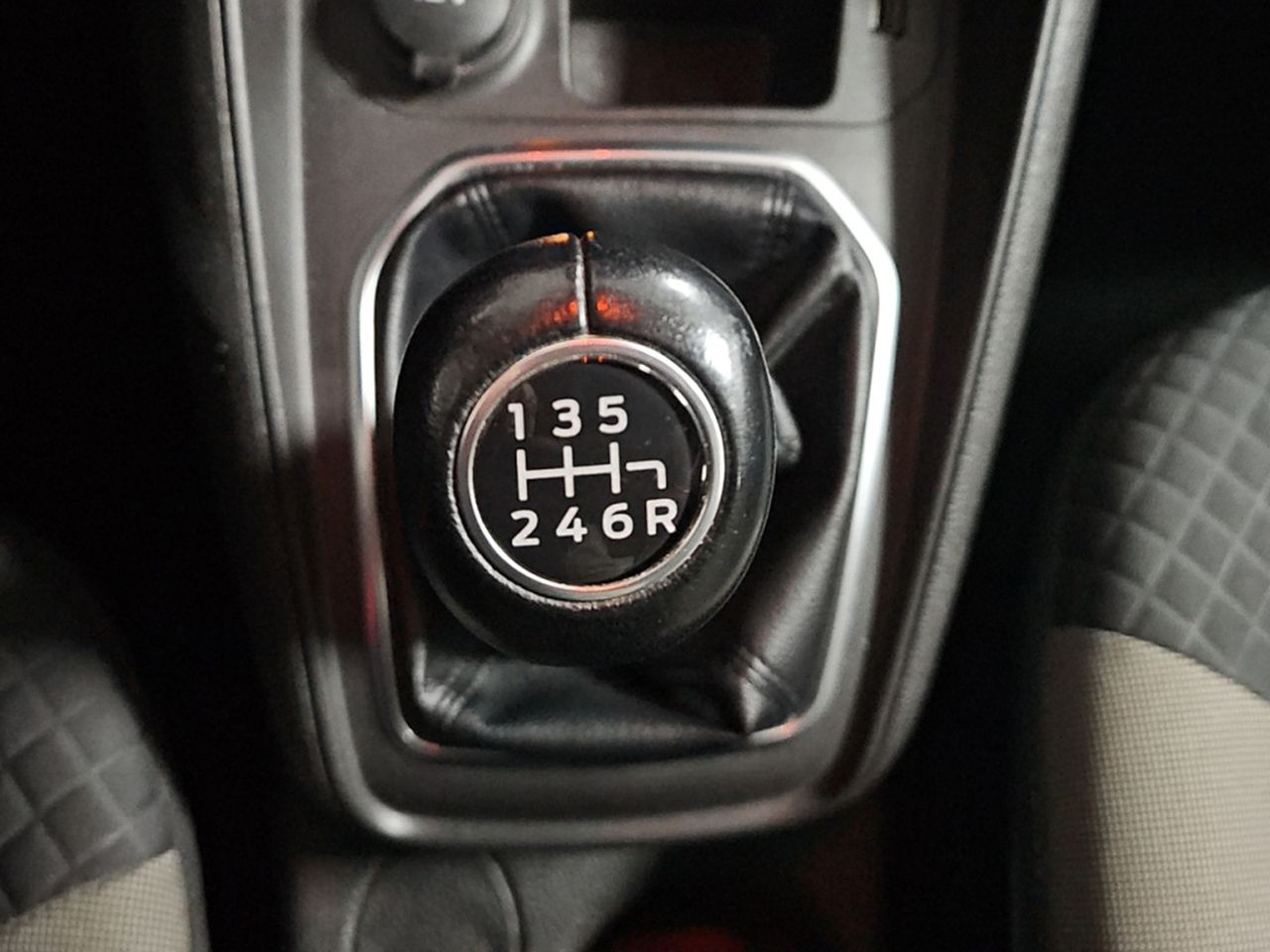 Ford Tourneo Courier Titanium - foto 13