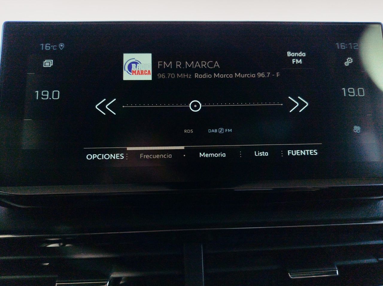 Peugeot 3008 GT - foto 17