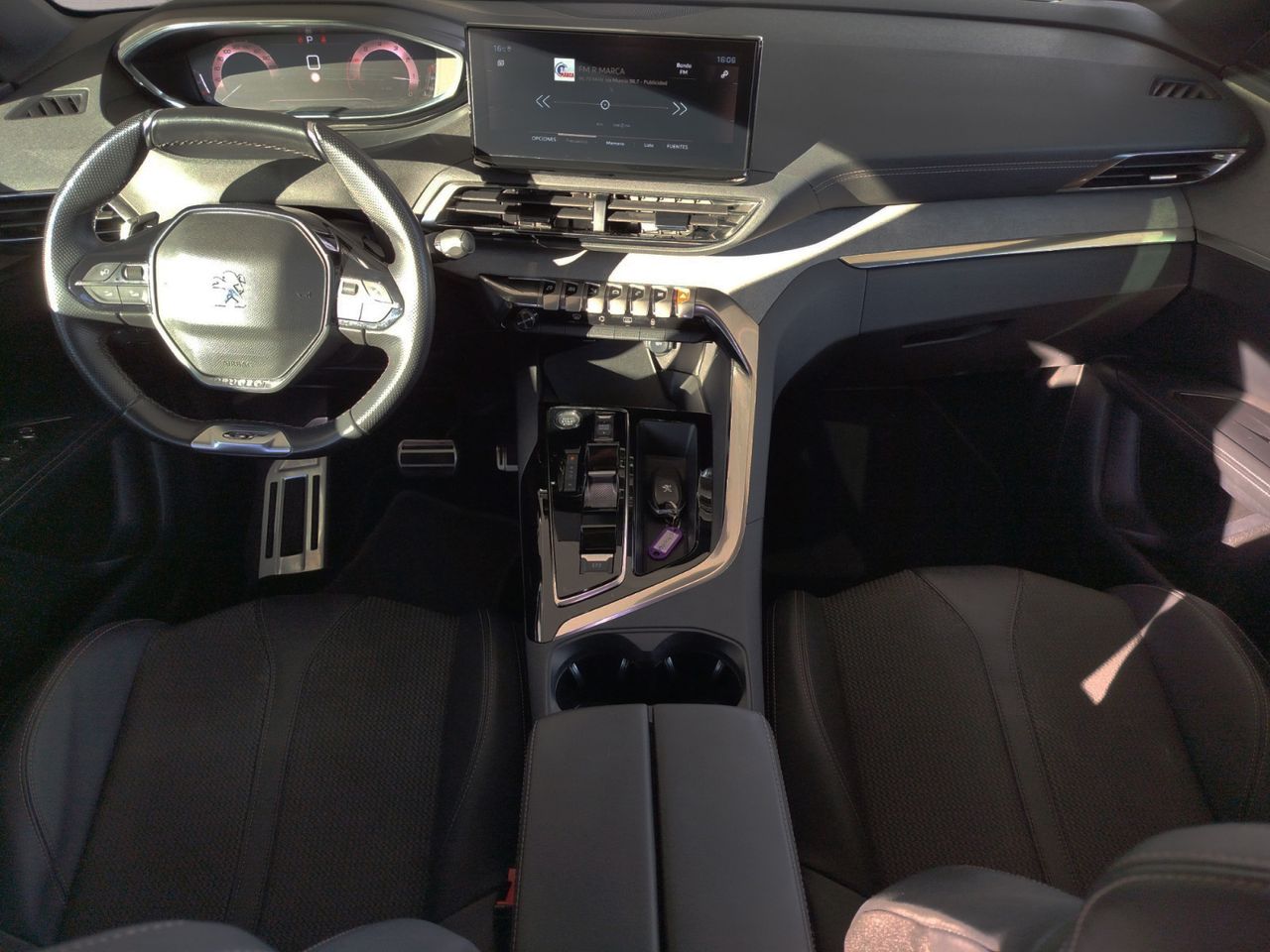 Peugeot 3008 GT - foto 6