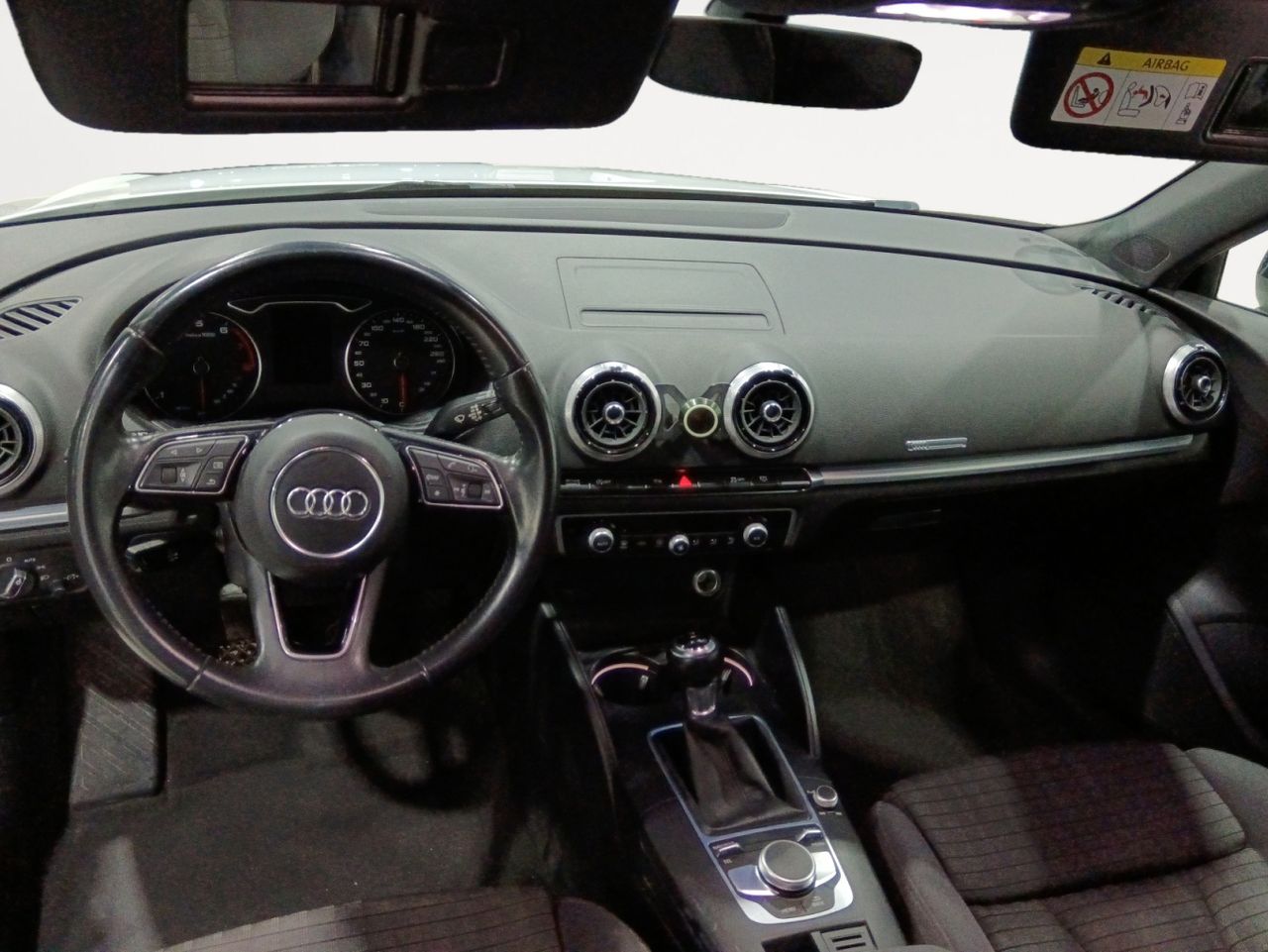 Audi A3 30 TFSI S line - foto 7