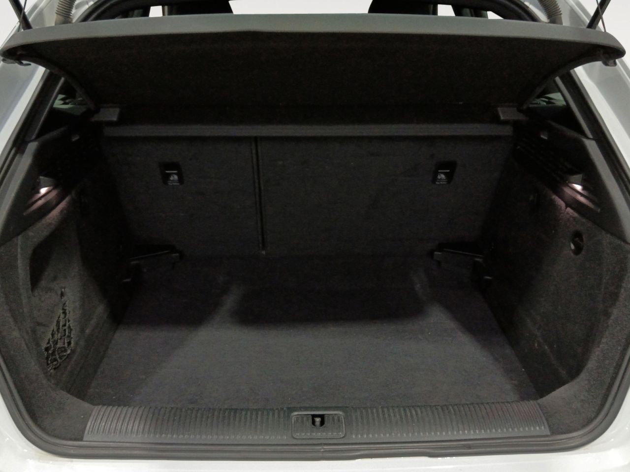 Audi A3 30 TFSI S line - foto 12