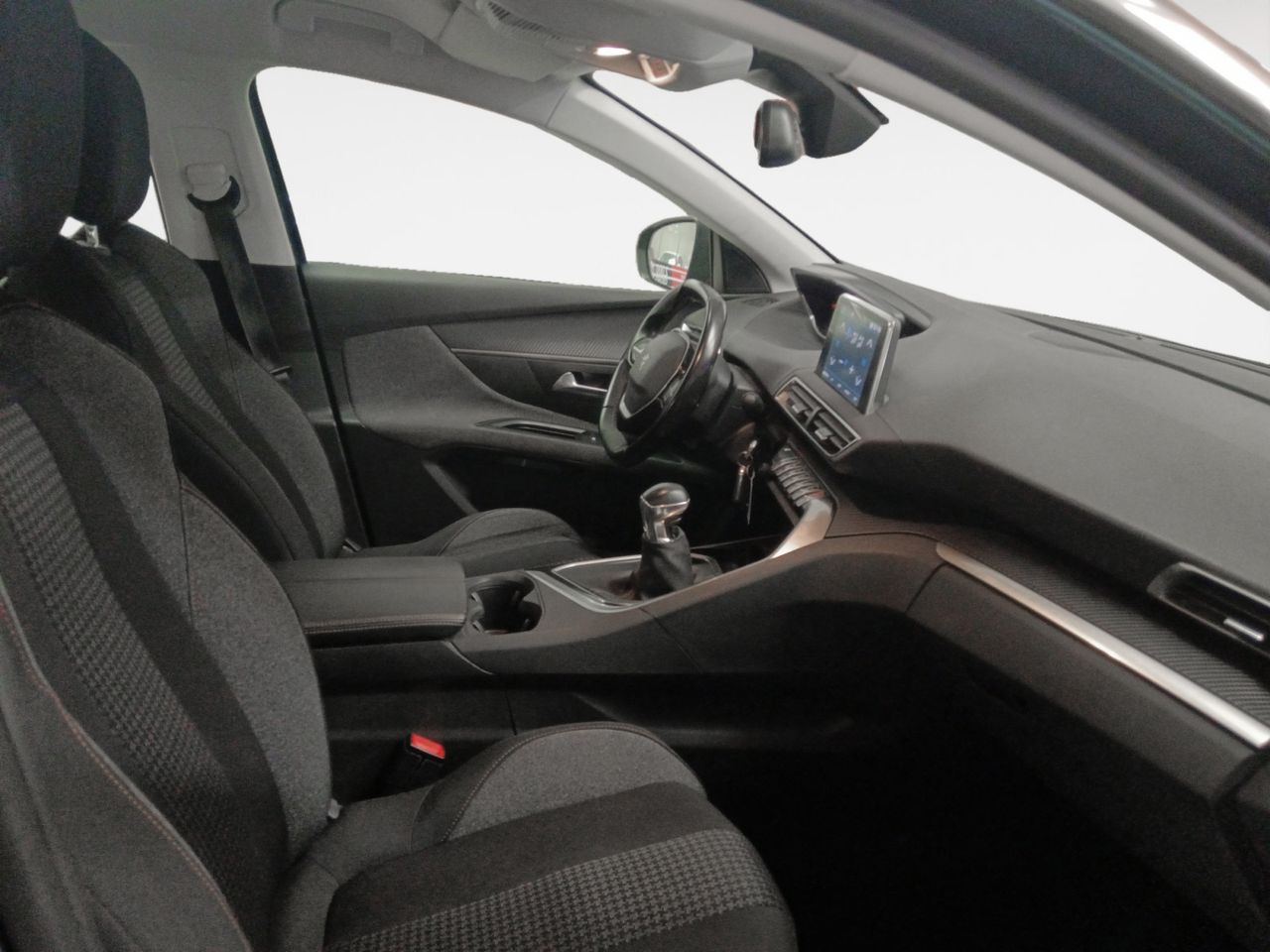 Peugeot 5008 Active - foto 9