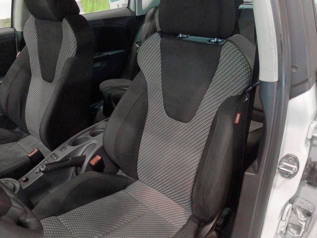 Seat Leon Reference - foto 19