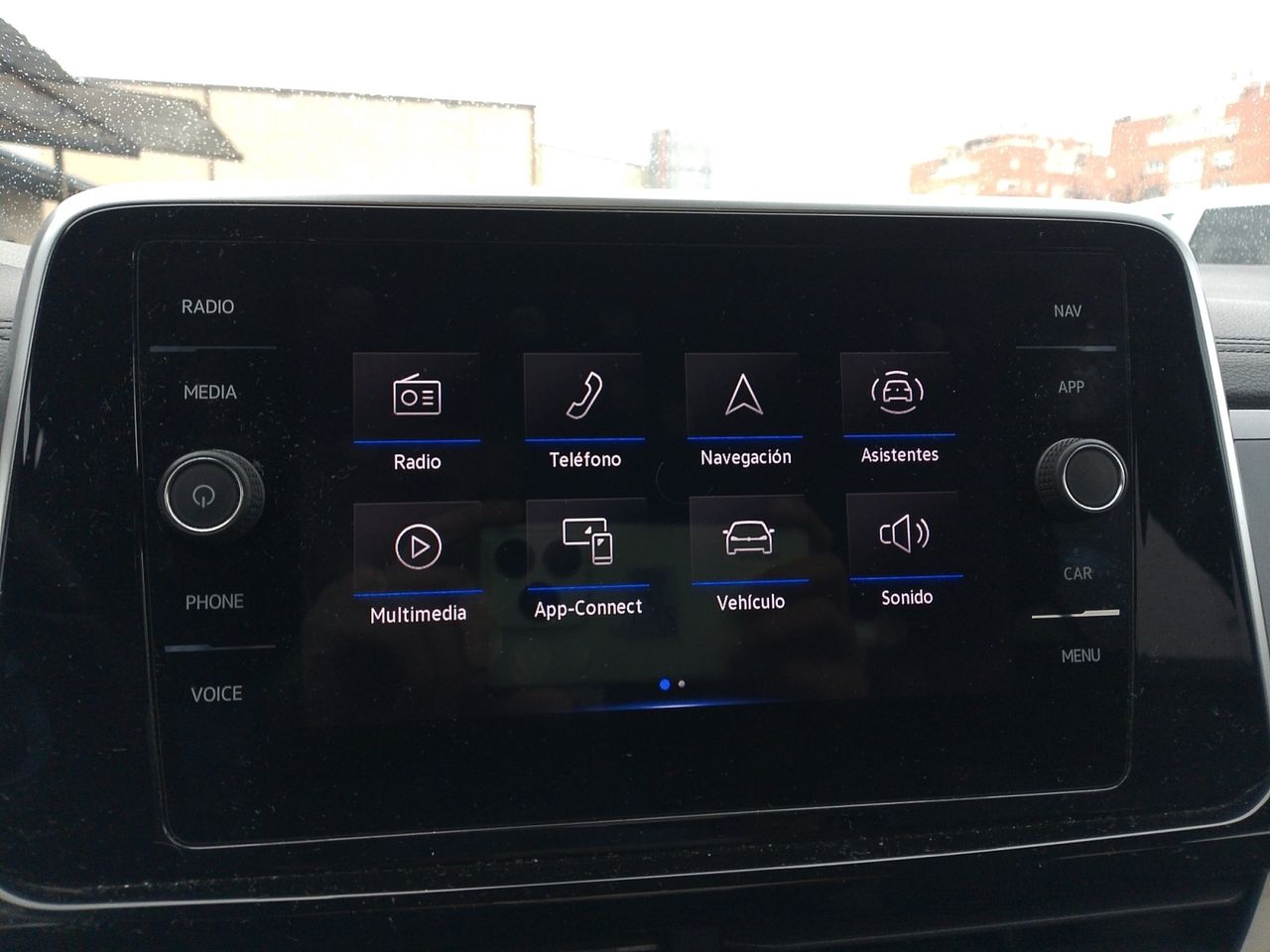 Volkswagen T-Roc R-Line - foto 14