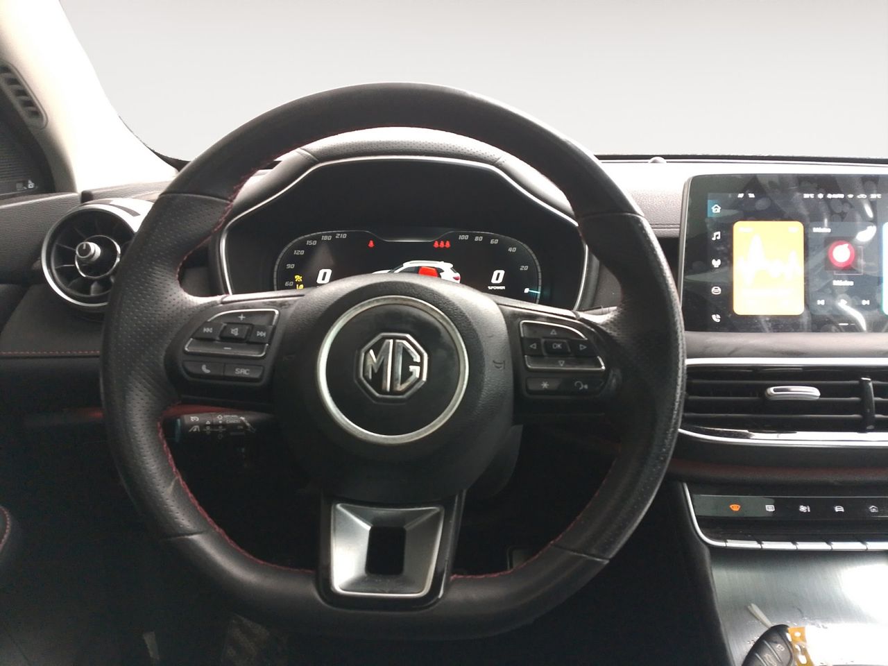 MG eHS Luxury PHEV - foto 8
