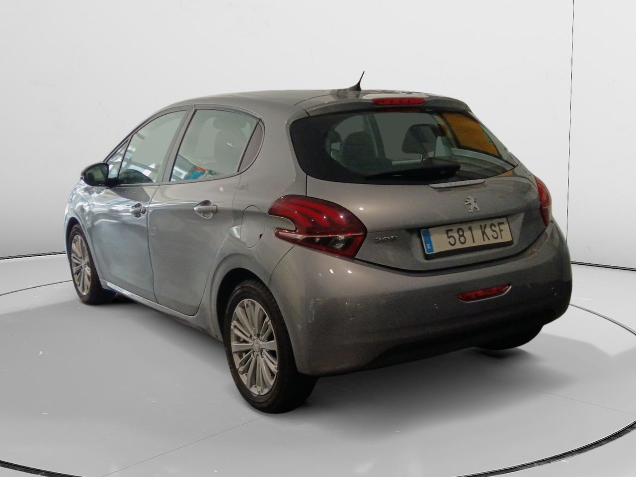 Peugeot 208 Signature - foto 4