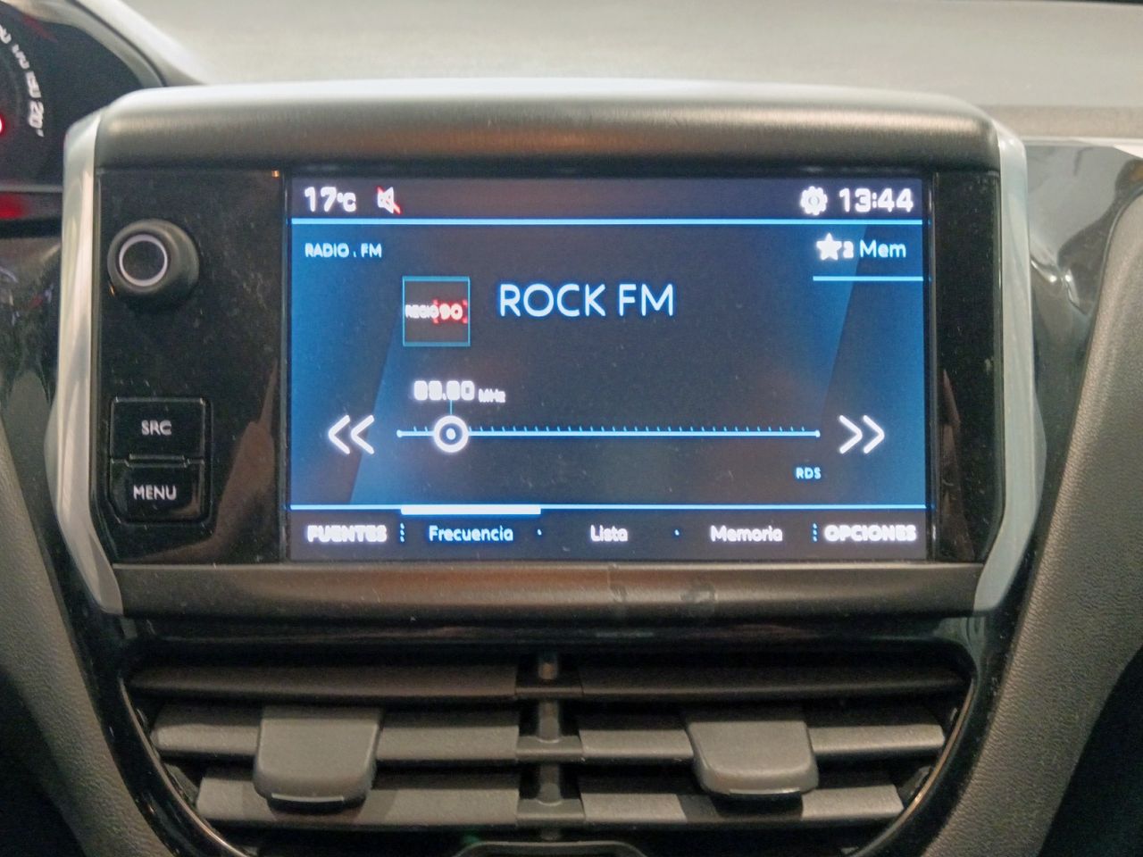 Peugeot 208 Signature - foto 16