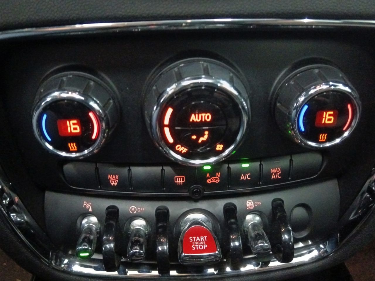 MINI Clubman Cooper - foto 17