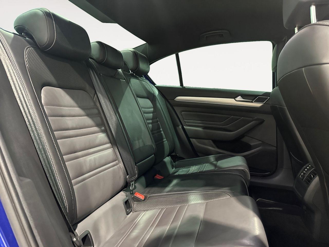 Volkswagen Passat R-Line - foto 9