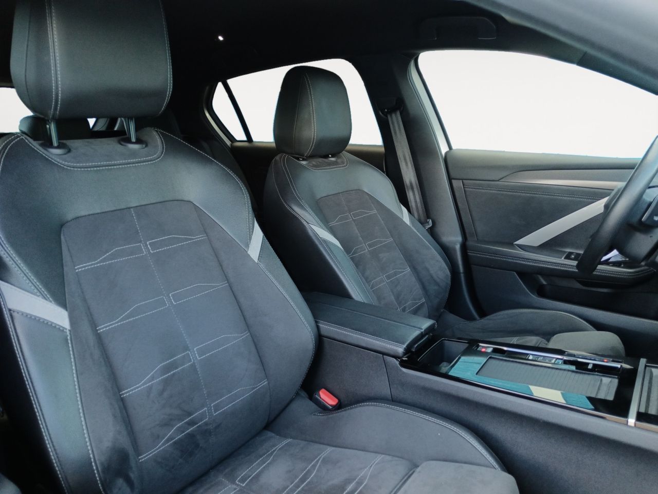 Opel Astra GS Line - foto 10