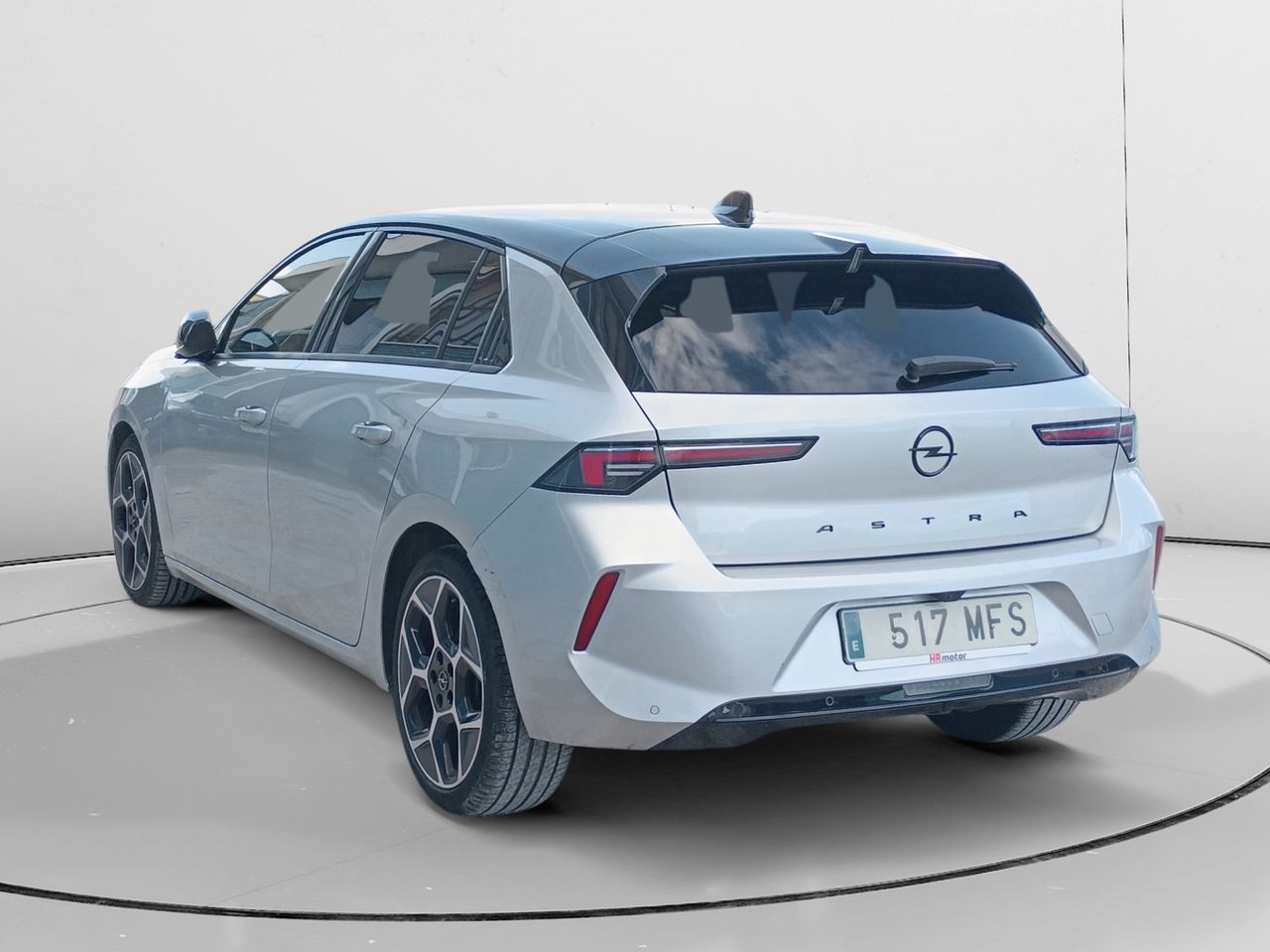 Opel Astra GS Line - foto 4