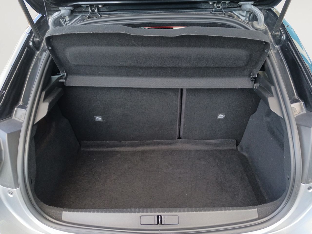 Opel Corsa GS Line - foto 11