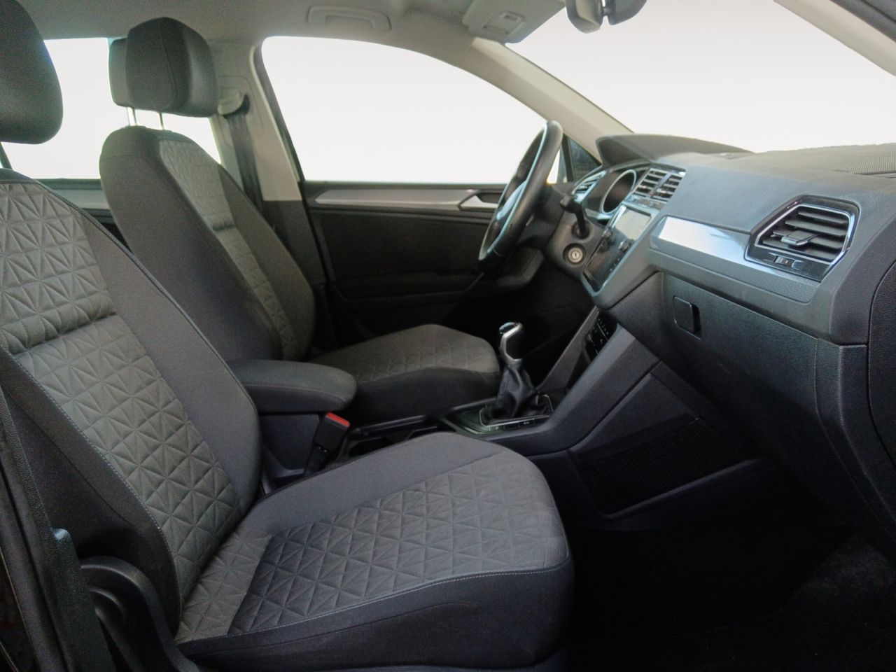 Volkswagen Tiguan Life - foto 11