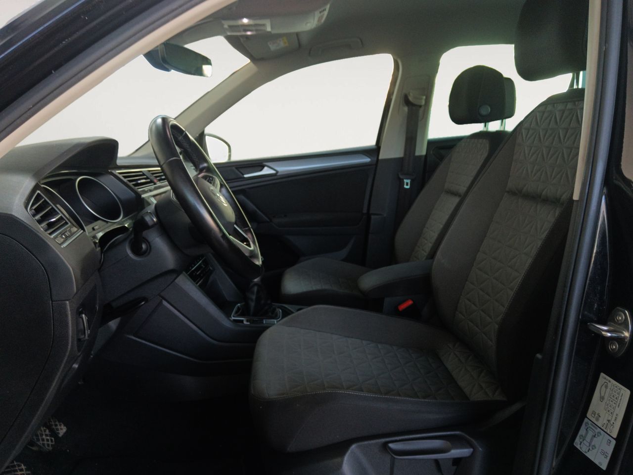 Volkswagen Tiguan Life - foto 9