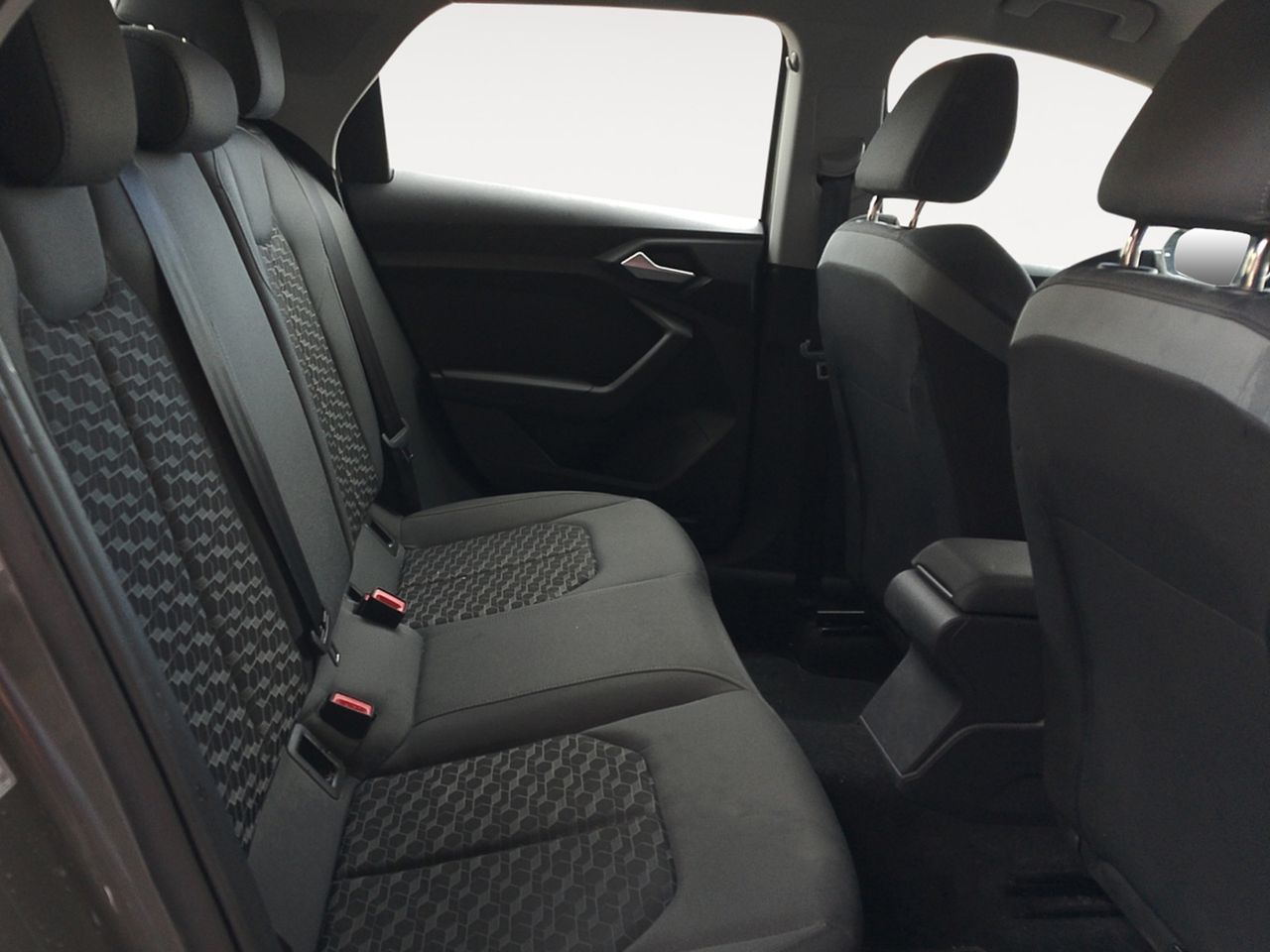 Audi A1 1.0 TFSI Adrenalin - foto 9