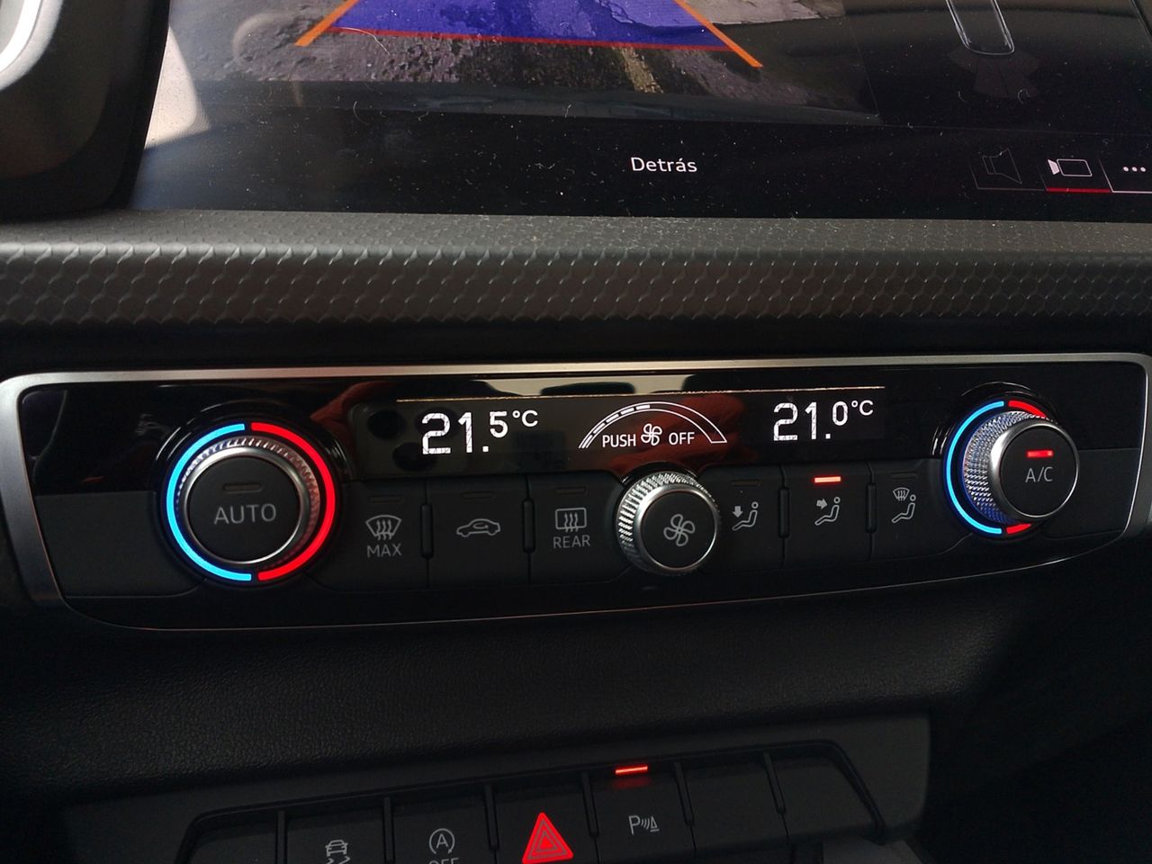 Audi A1 1.0 TFSI Adrenalin - foto 18