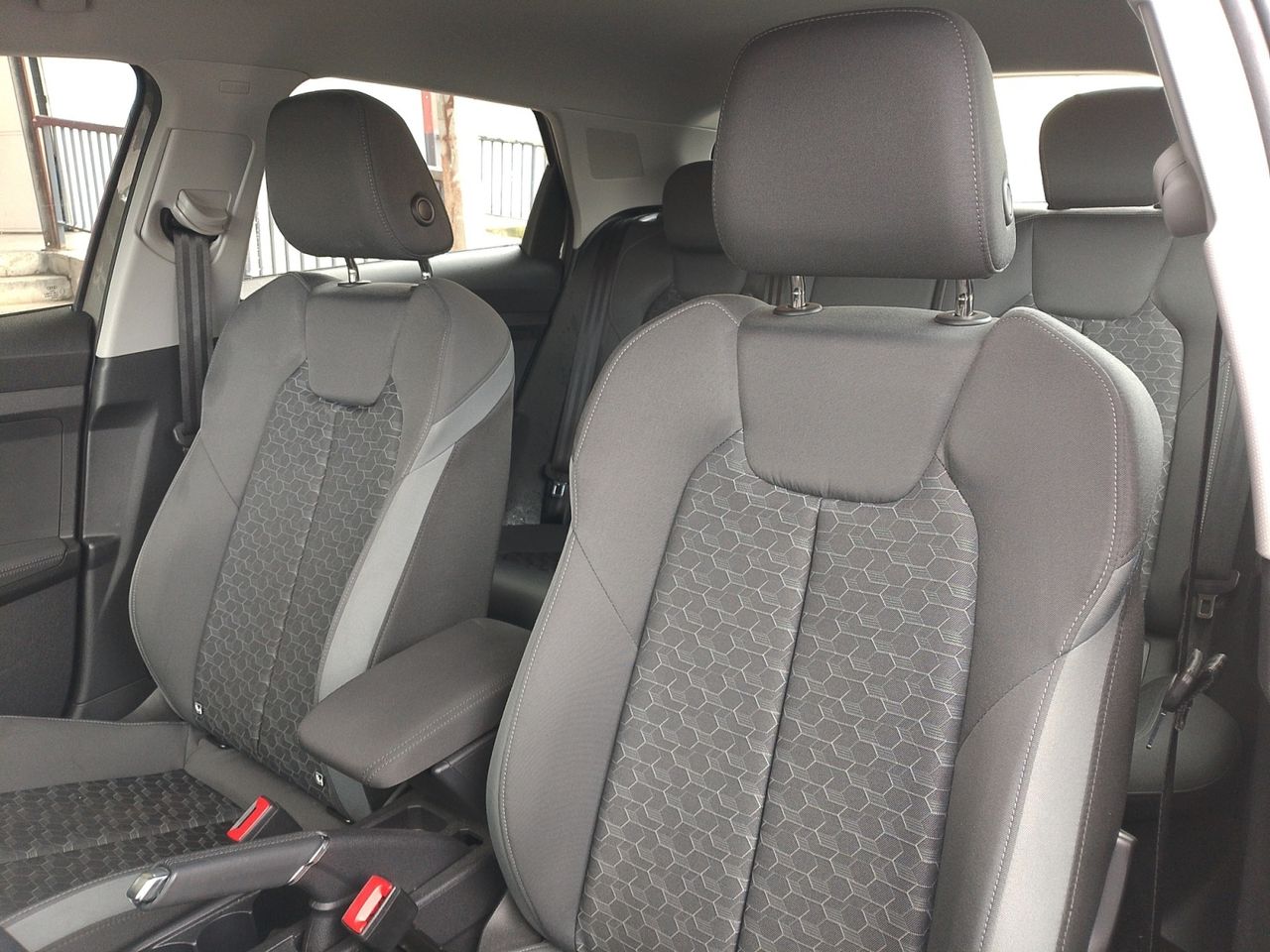 Audi A1 1.0 TFSI Adrenalin - foto 19