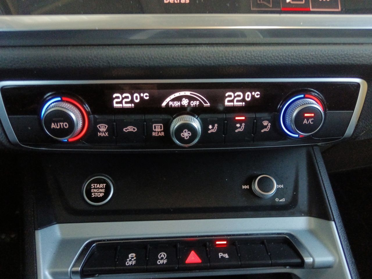 Audi Q3 Advanced - foto 18