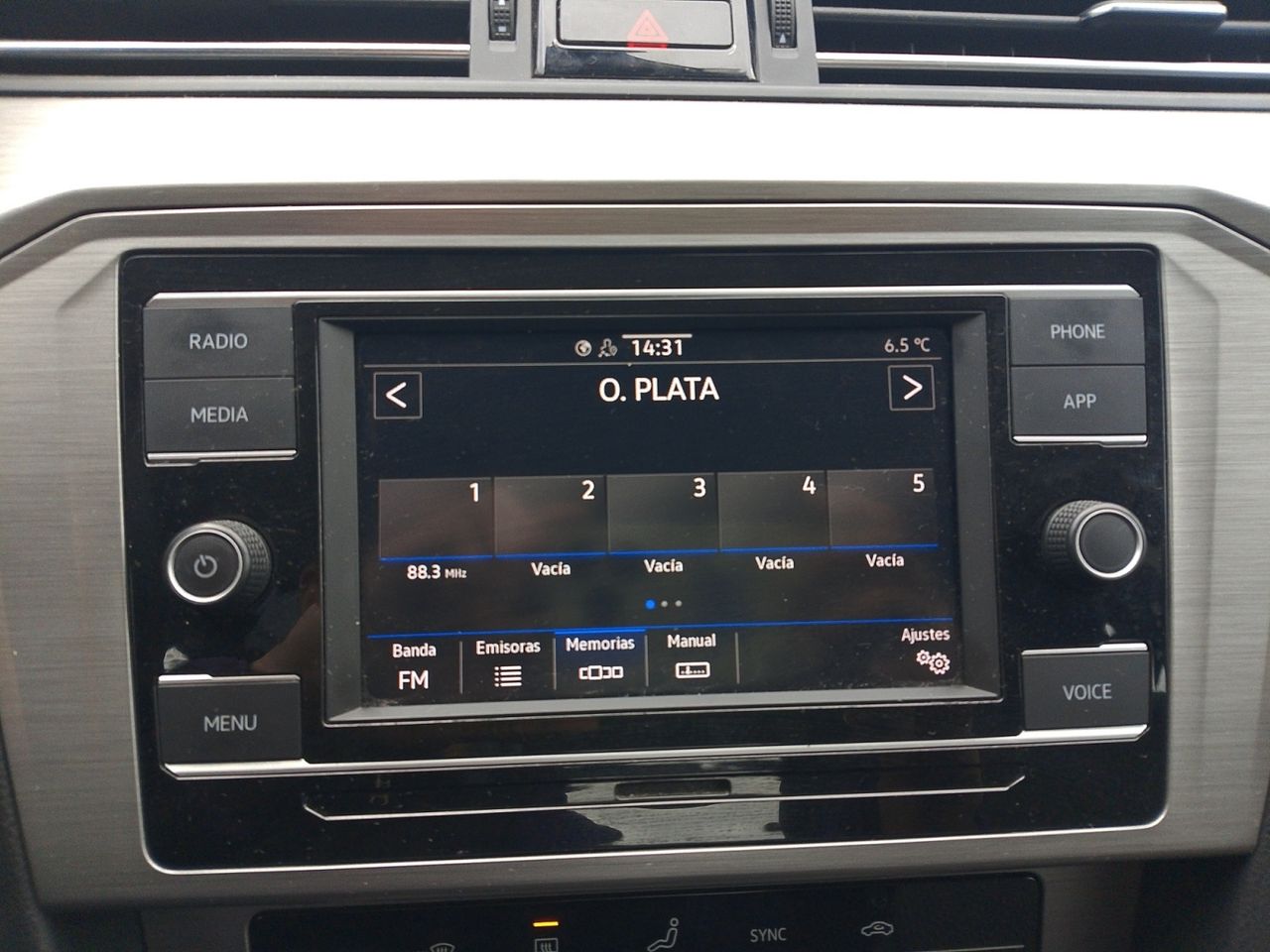 Volkswagen Passat 2.0 TDI BMT - foto 16