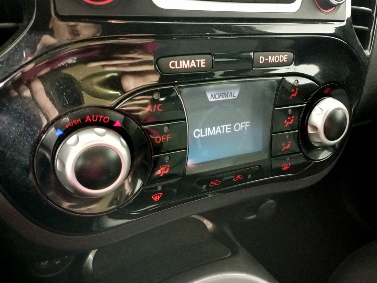 Nissan Juke Tekna - foto 17