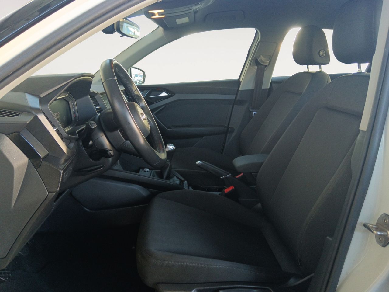 Audi A1 25 TFSI advanced - foto 8