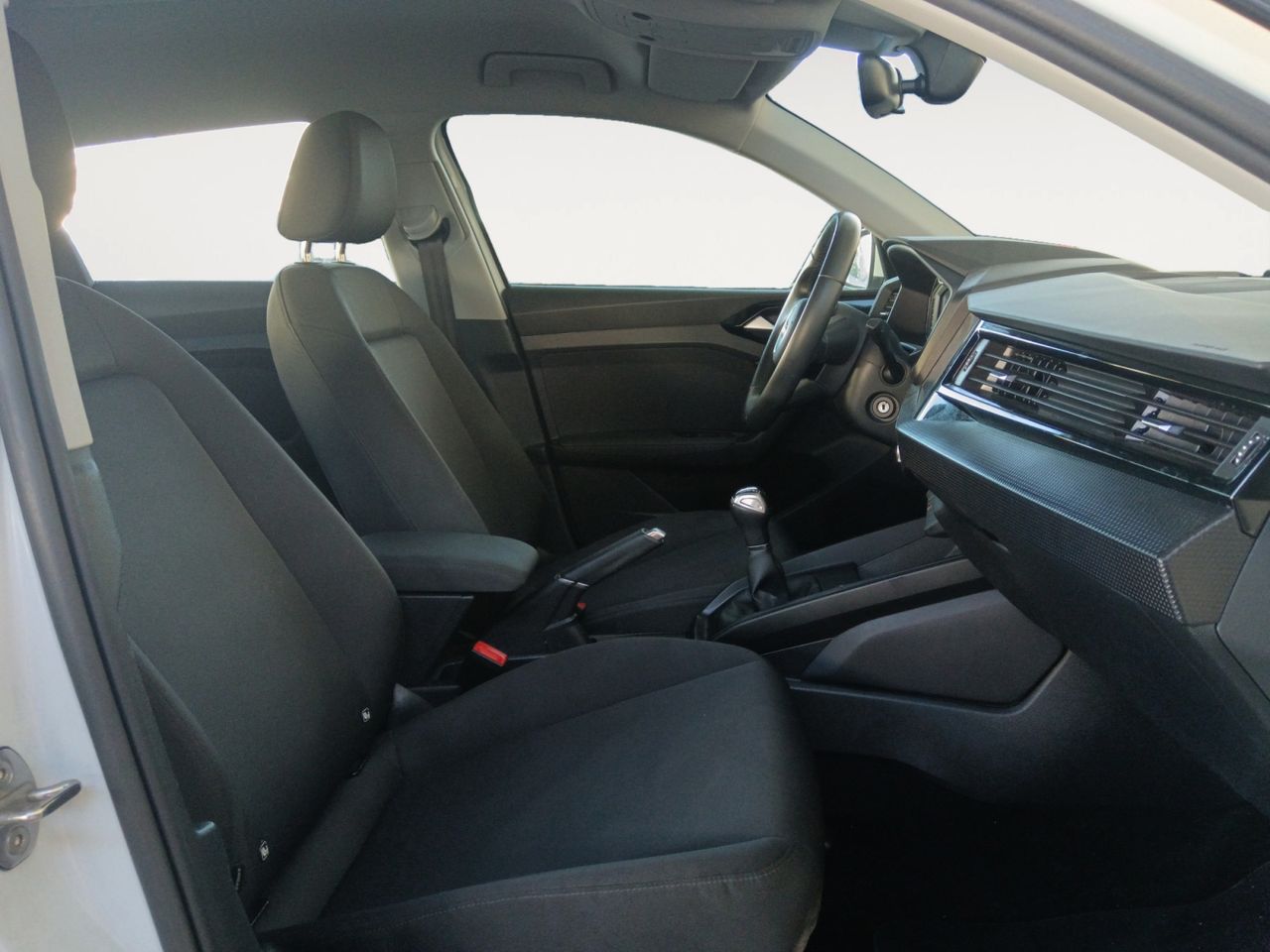 Audi A1 25 TFSI advanced - foto 10