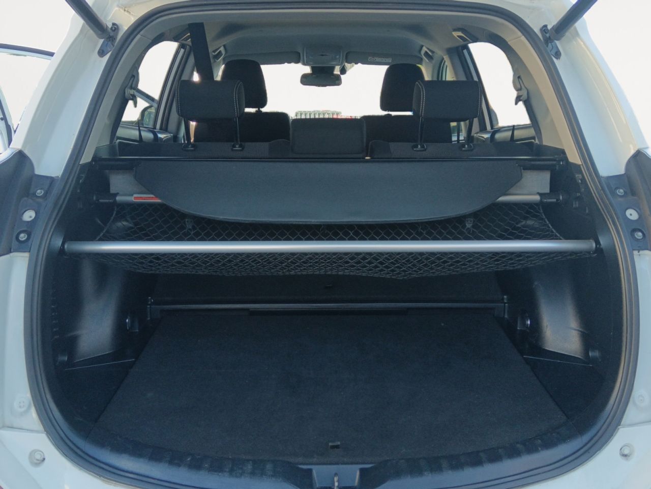 Toyota Rav4 Feel! Hybrid - foto 12