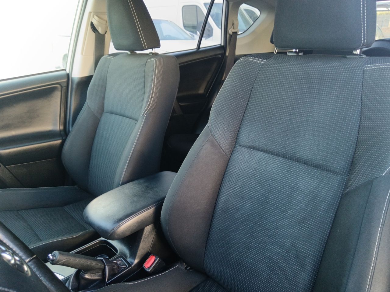 Toyota Rav4 Feel! Hybrid - foto 20