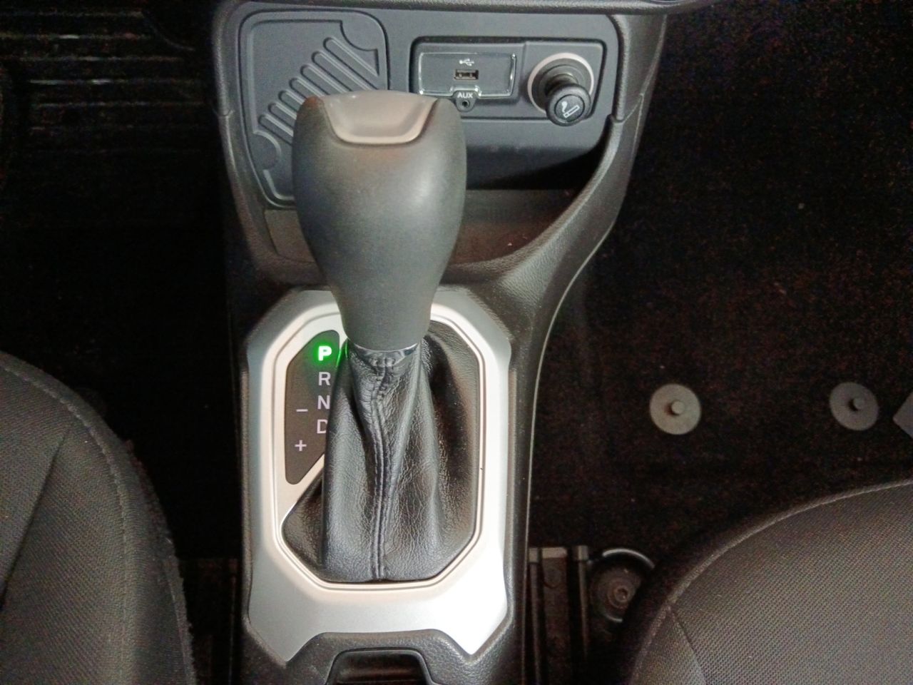 Jeep Renegade Longitude - foto 12