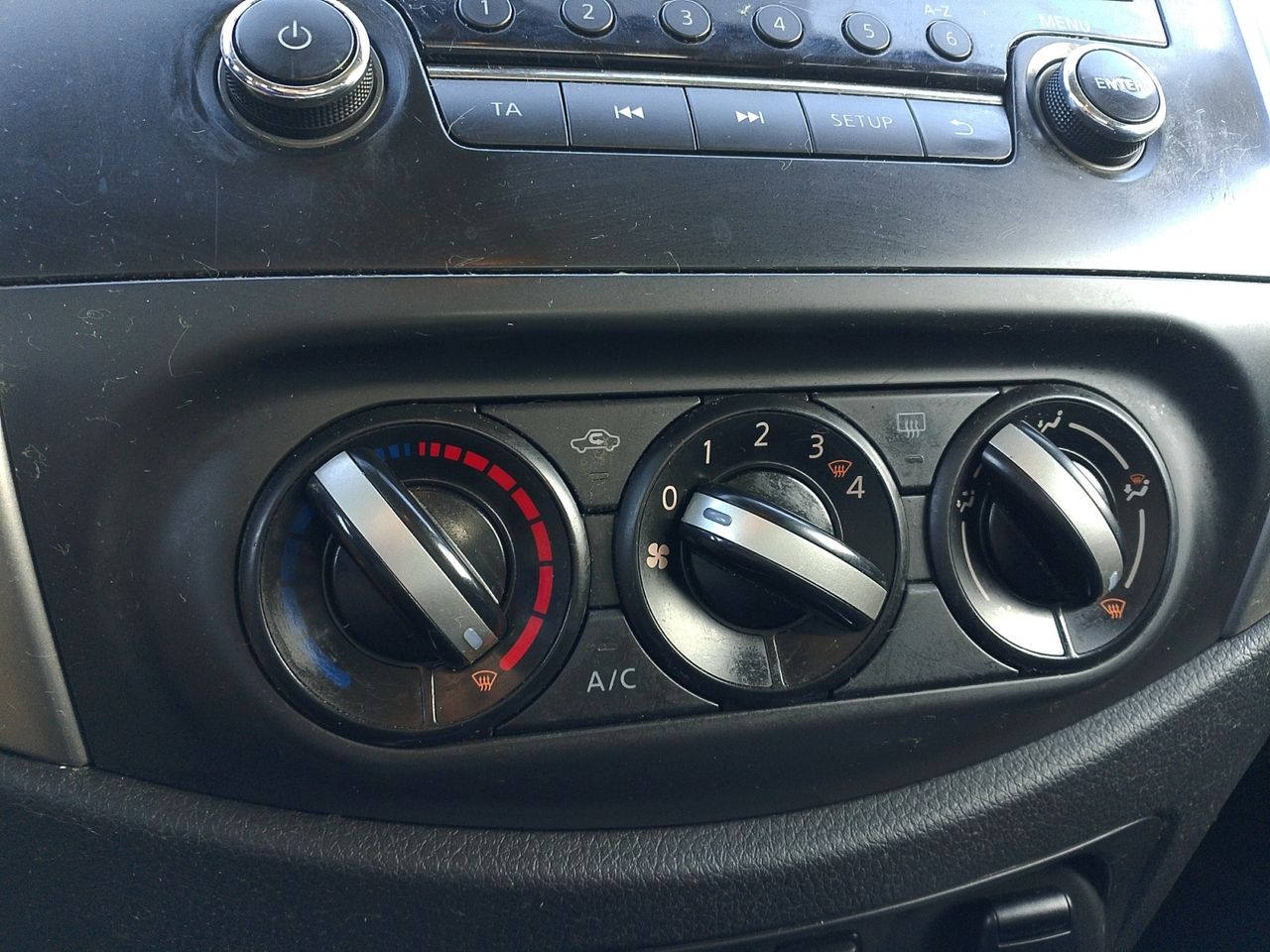 Nissan Navara Visia Double Cab 4x4 - foto 17