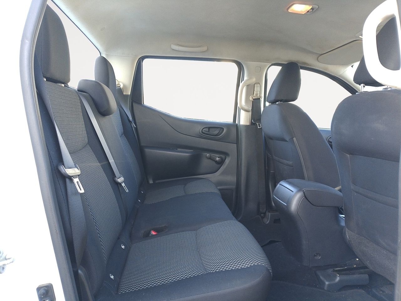 Nissan Navara Visia Double Cab 4x4 - foto 10