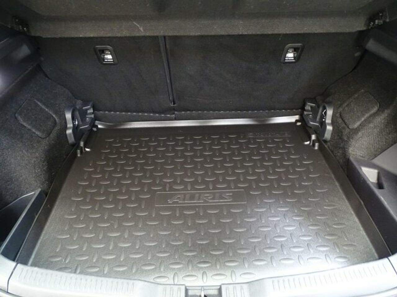 Toyota Auris 90D Active - foto 10