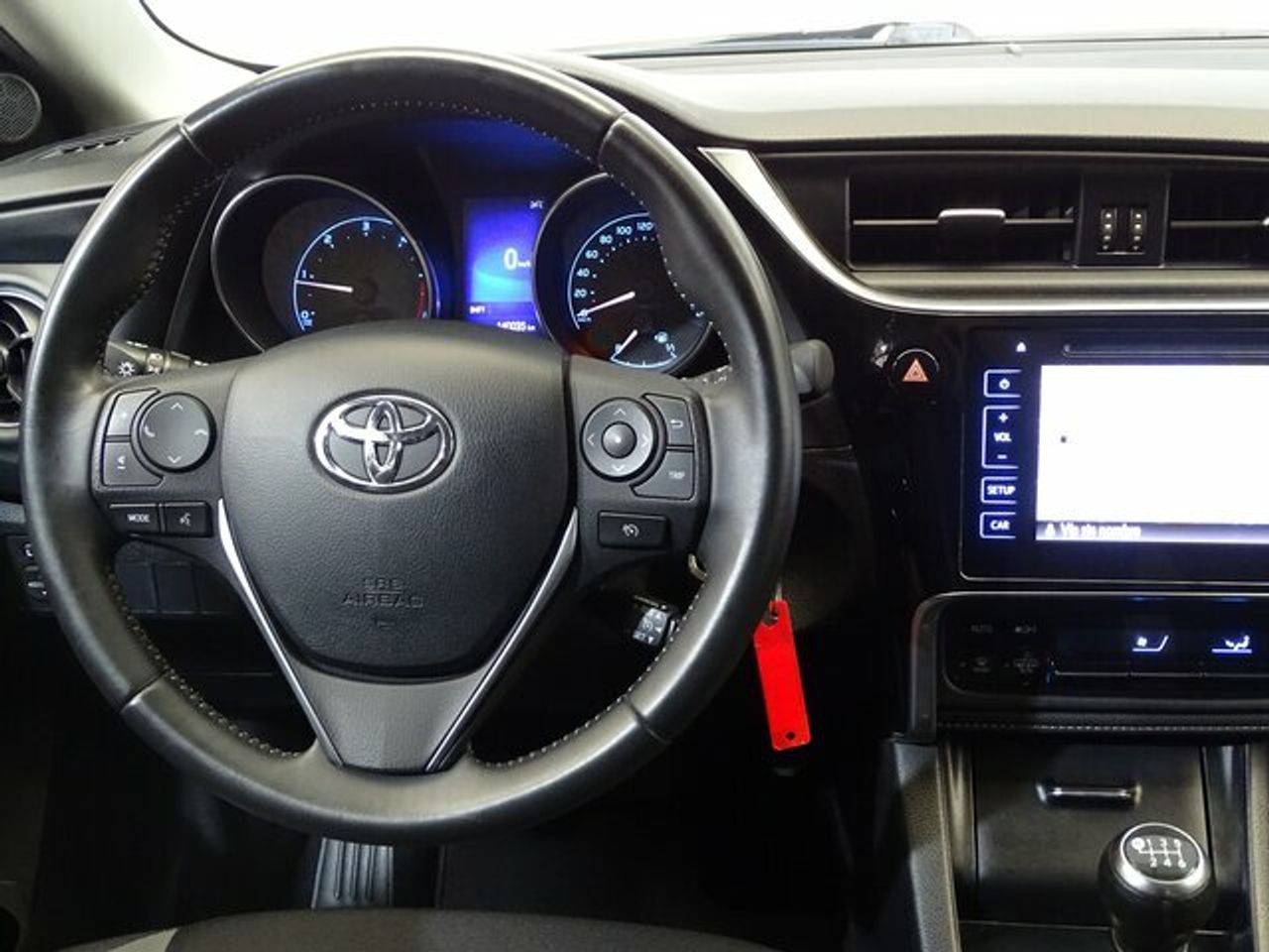 Toyota Auris 90D Active - foto 13