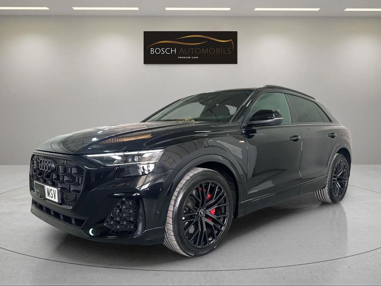 Camisa de cuadros con bolsillo  de segunda mano - audi q8 2024 /