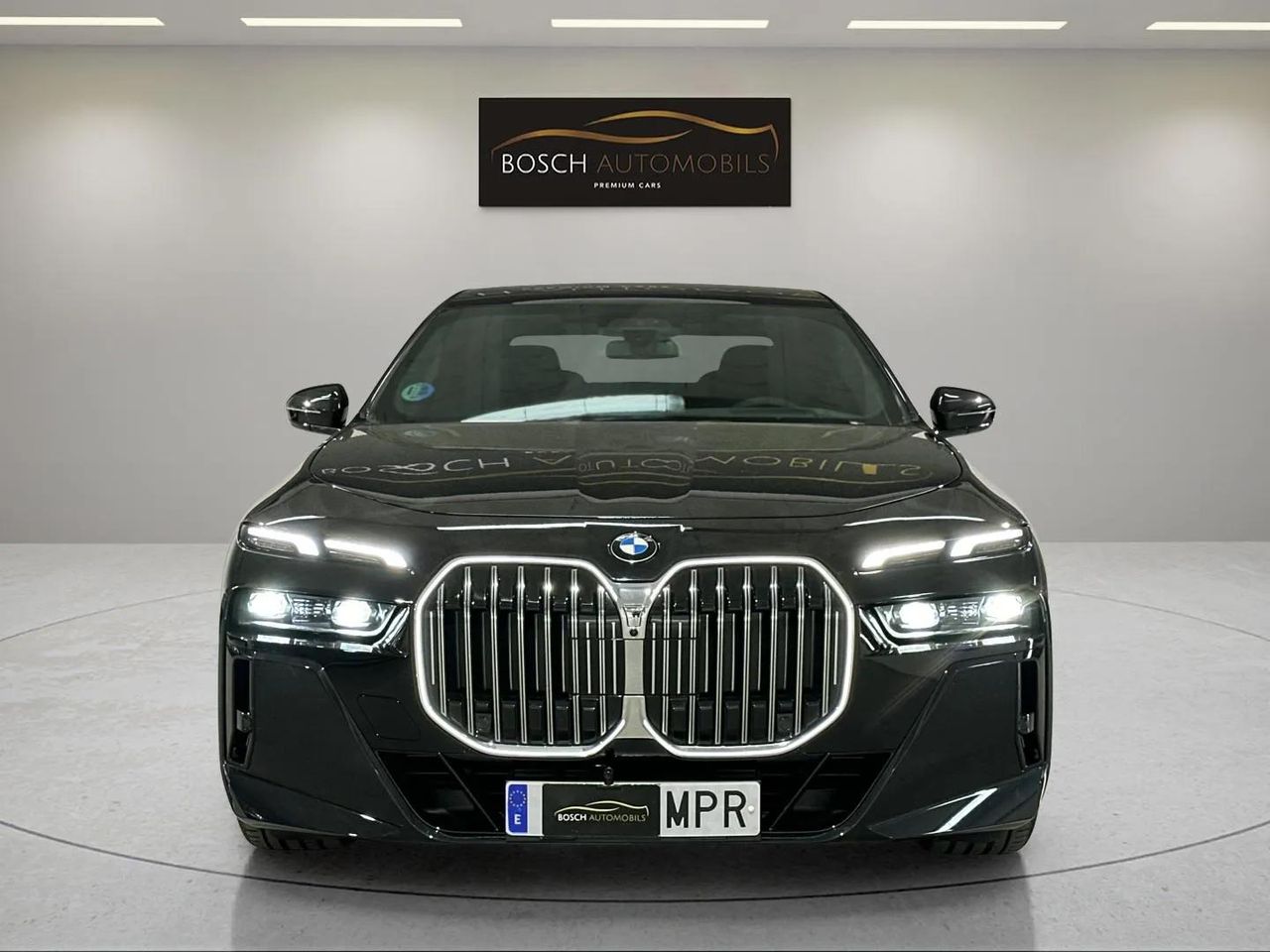 bmw serie 7 2024 / foto grande (3)