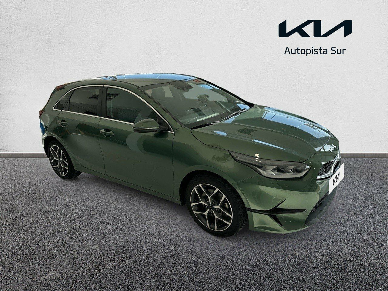 Kia ceed 5 plazas  de segunda mano - kia ceed 2022 /