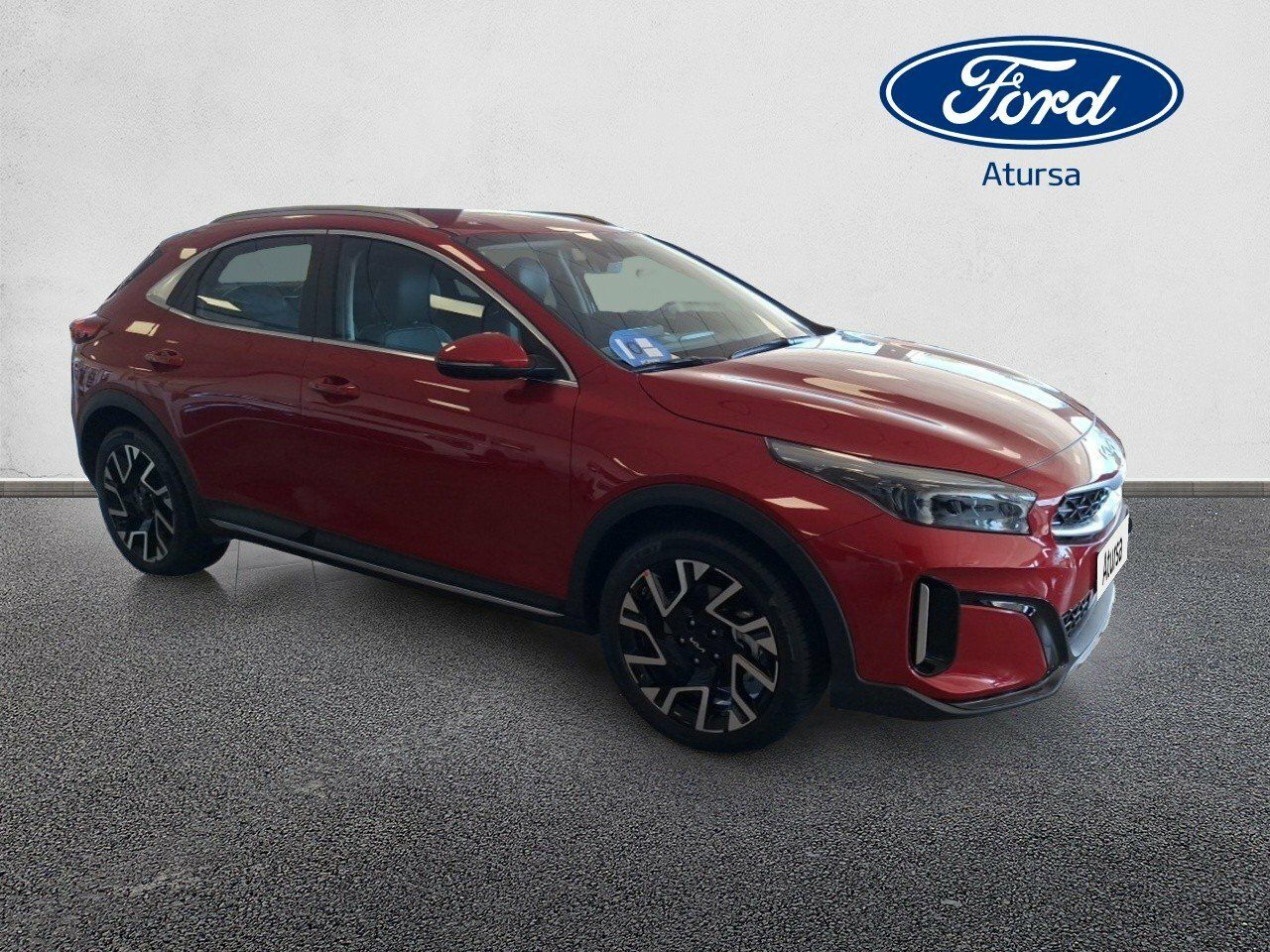 Coche hibrido con mbux  de segunda mano - kia xceed 2024 /