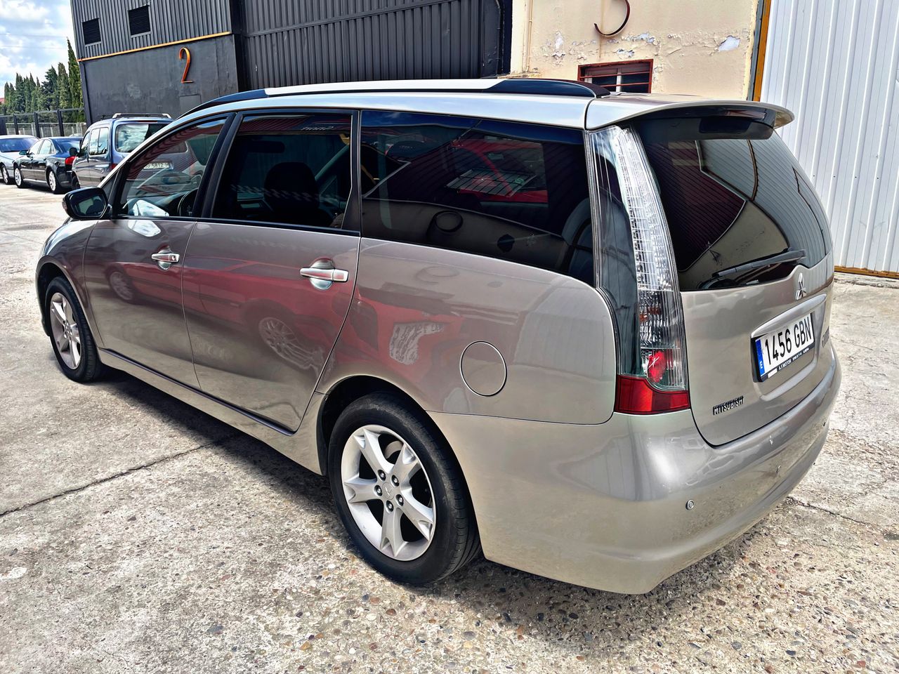 mitsubishi grandis 2008 / foto grande (3)