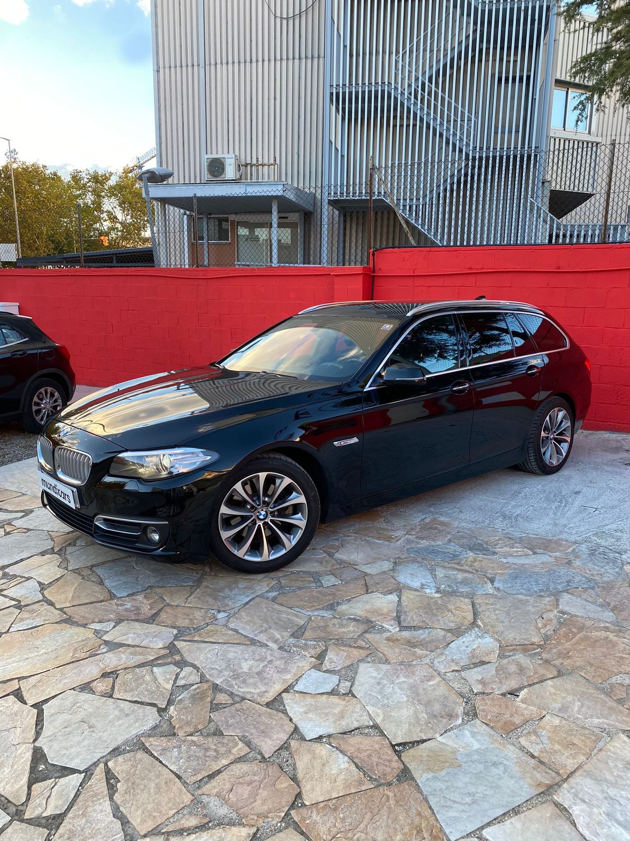 BMW Serie 5 518d Touring - Foto 4