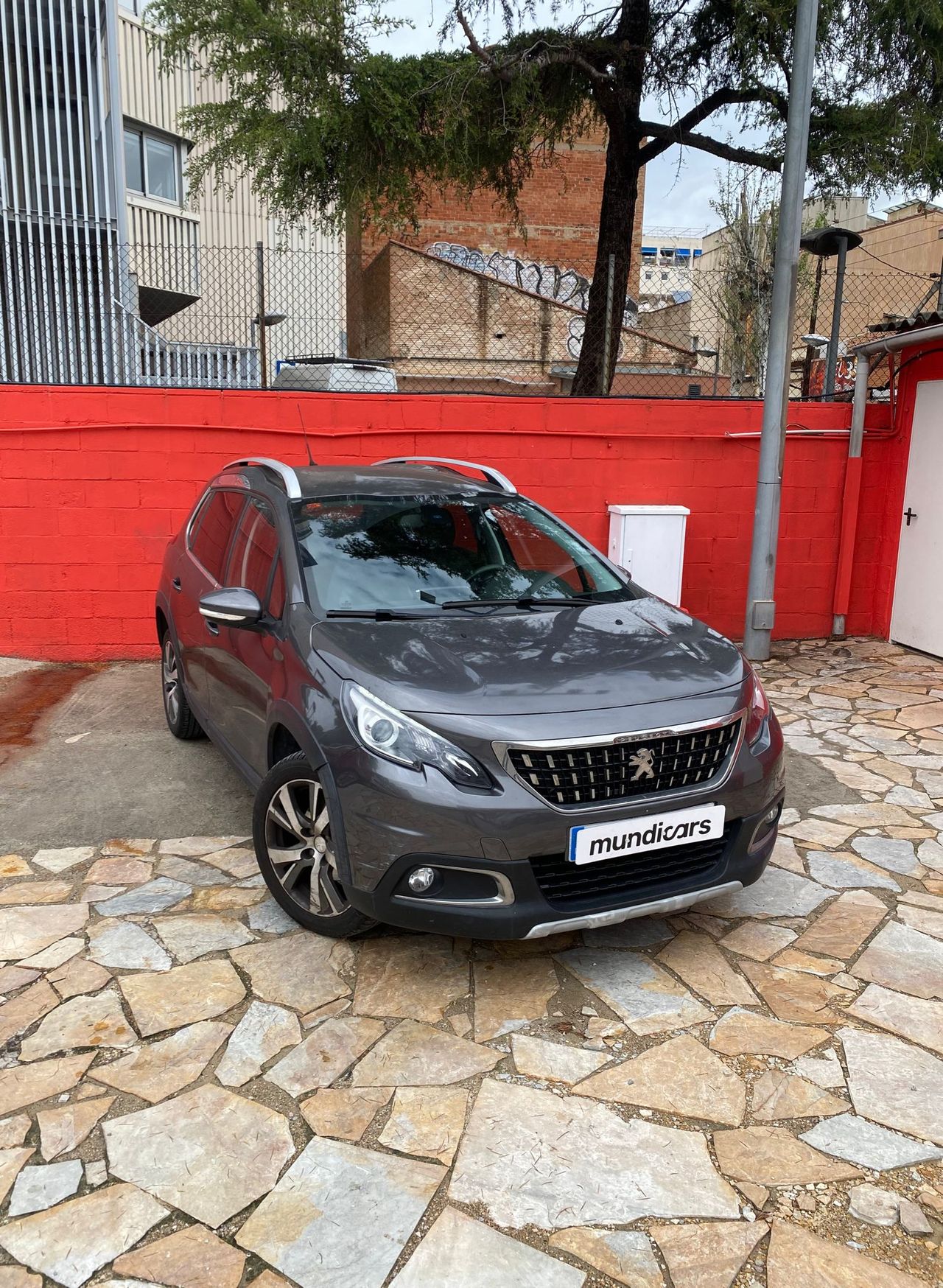 Peugeot 2008 Allure 1.2 PureTech 81KW (110CV) Auto - Foto 4