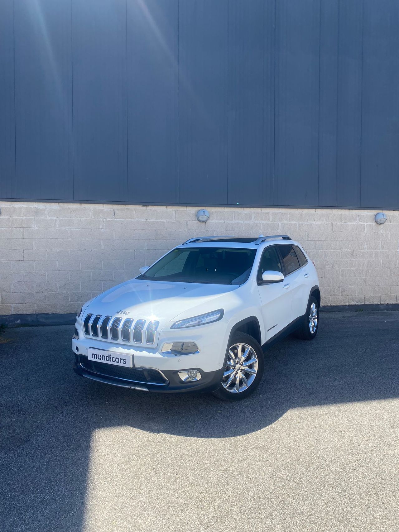 Jeep Cherokee 2.0 CRD 140 CV Limited 4x4 Active D. I - Foto 6