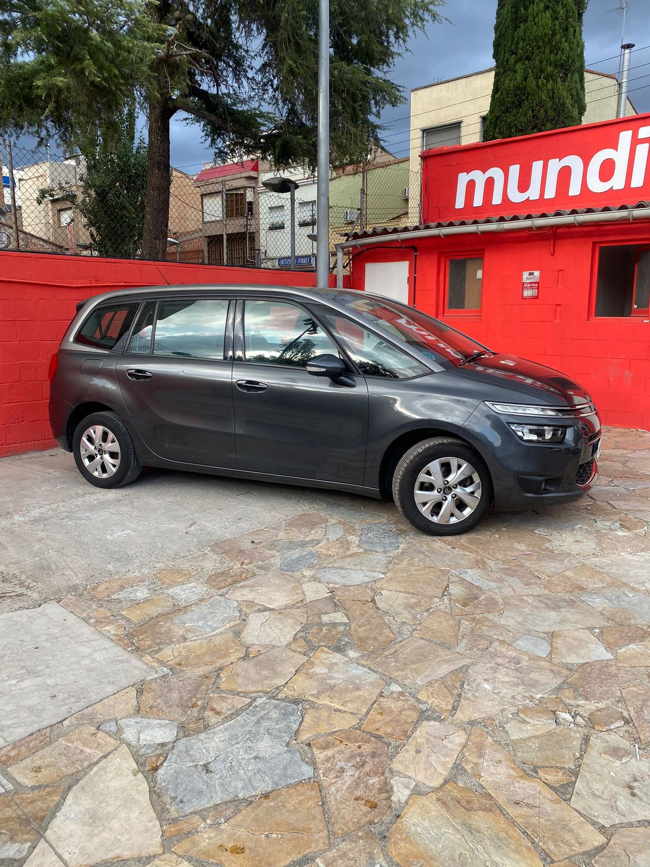 Citroën Grand C4 Picasso BlueHDi 120cv Intensive Plus - Foto 4