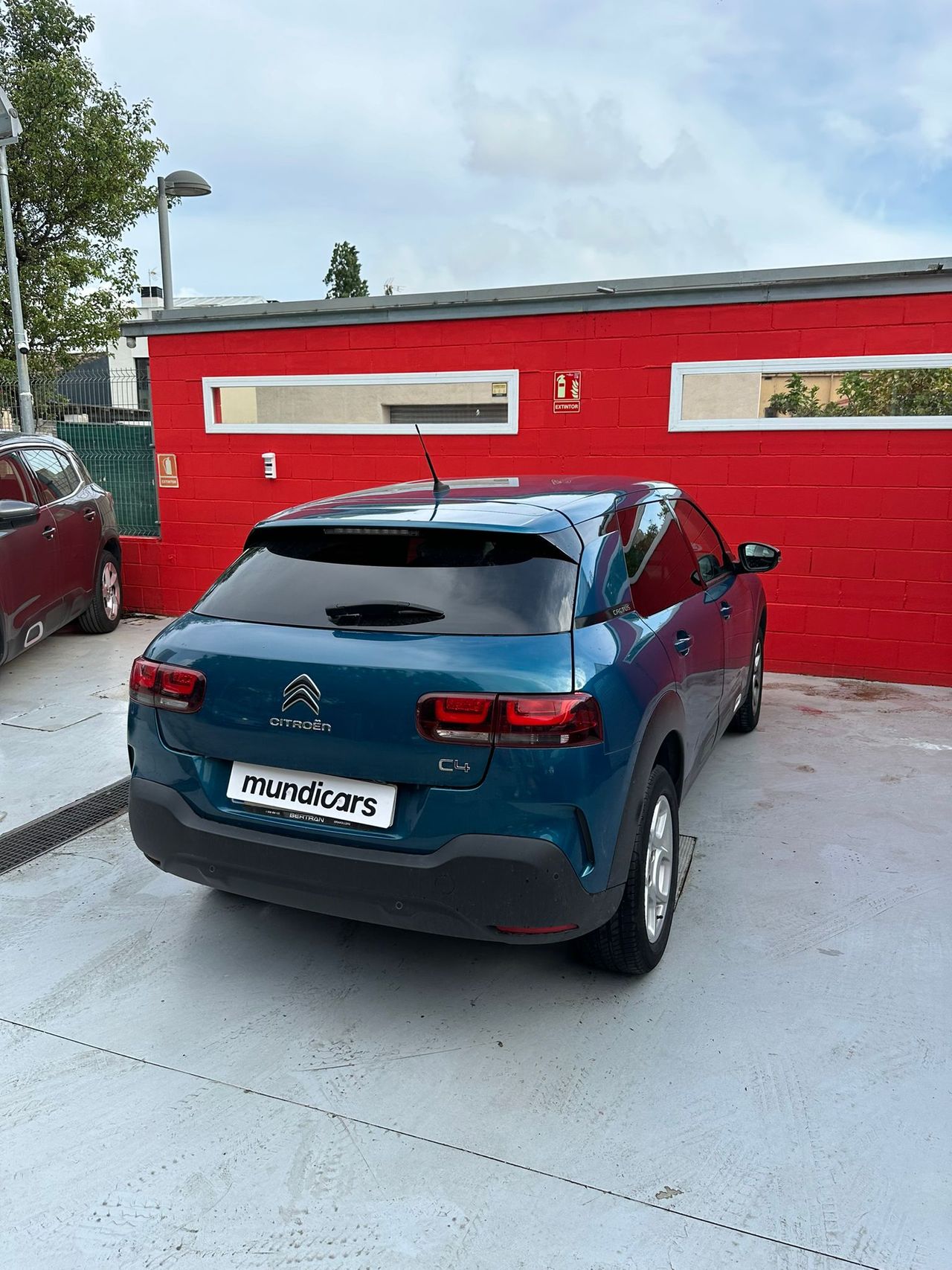 Citroën C4 Cactus PureTech 110 S&S Shine - Foto 9