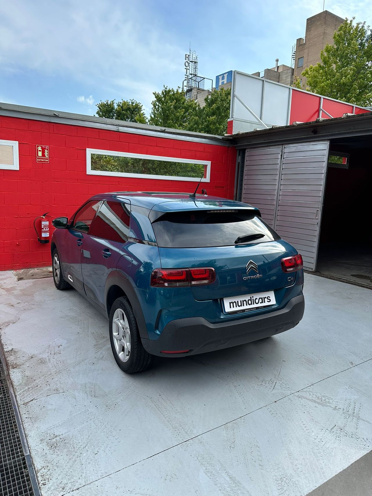 Citroën C4 Cactus PureTech 110 S&S Shine - Foto 11